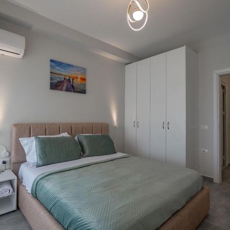 Esel Apartments Σαράντα Εξωτερικό φωτογραφία