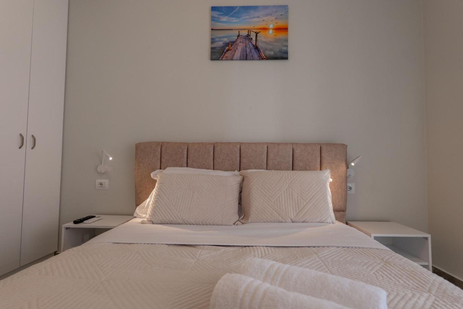Esel Apartments Σαράντα Εξωτερικό φωτογραφία