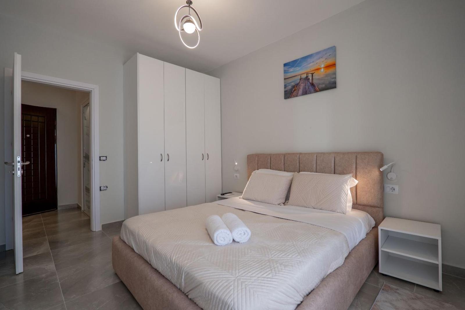 Esel Apartments Σαράντα Εξωτερικό φωτογραφία