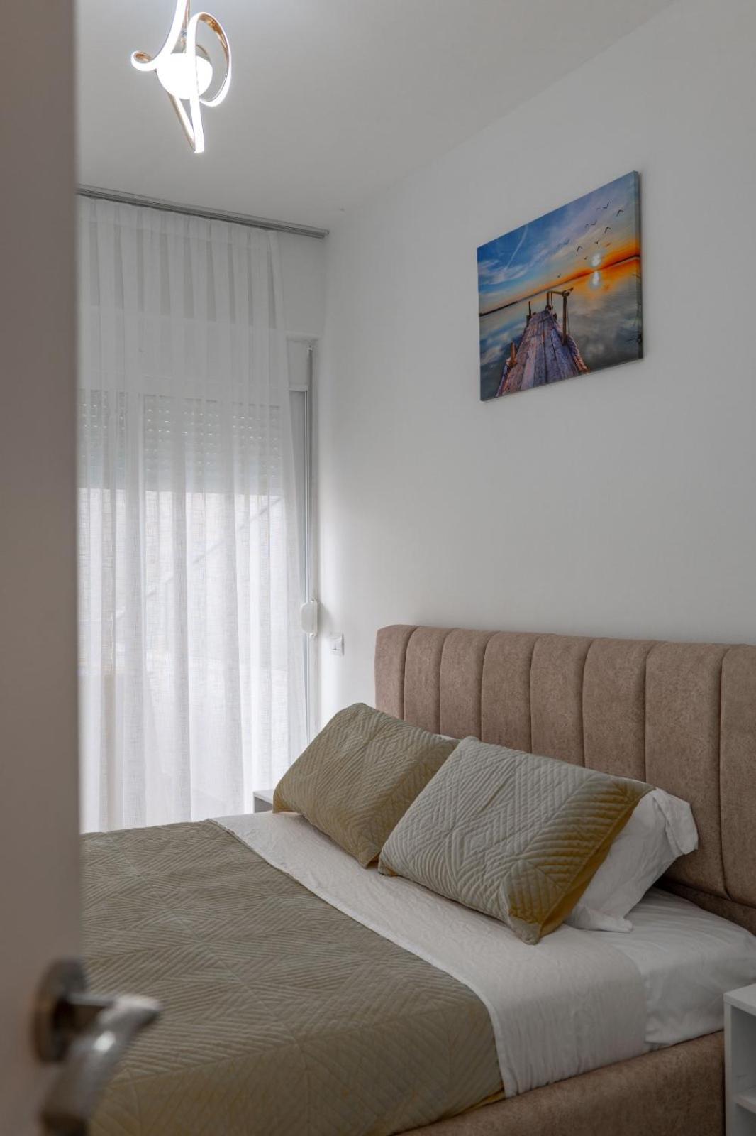 Esel Apartments Σαράντα Εξωτερικό φωτογραφία