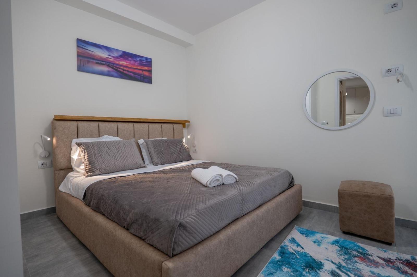 Esel Apartments Σαράντα Εξωτερικό φωτογραφία