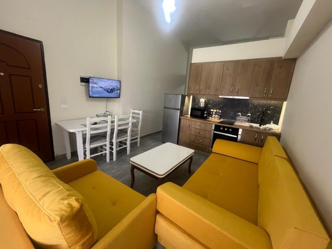 Esel Apartments Σαράντα Εξωτερικό φωτογραφία